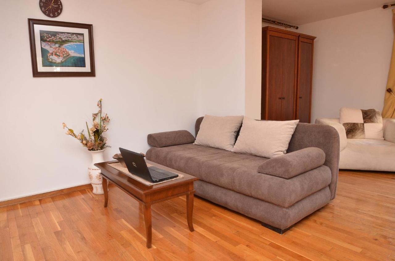 Apartments Petkovic Budva Bagian luar foto