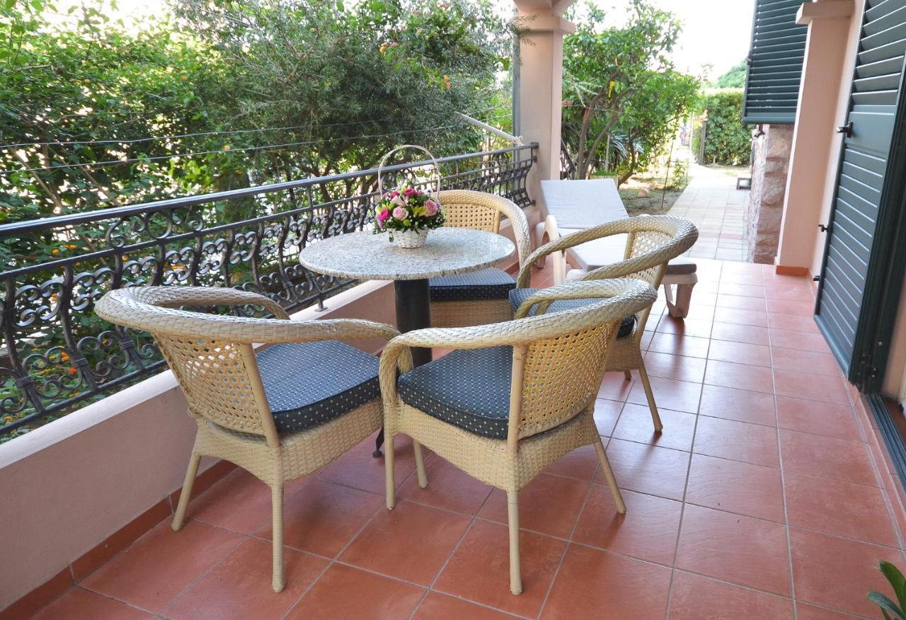 Apartments Petkovic Budva Bagian luar foto
