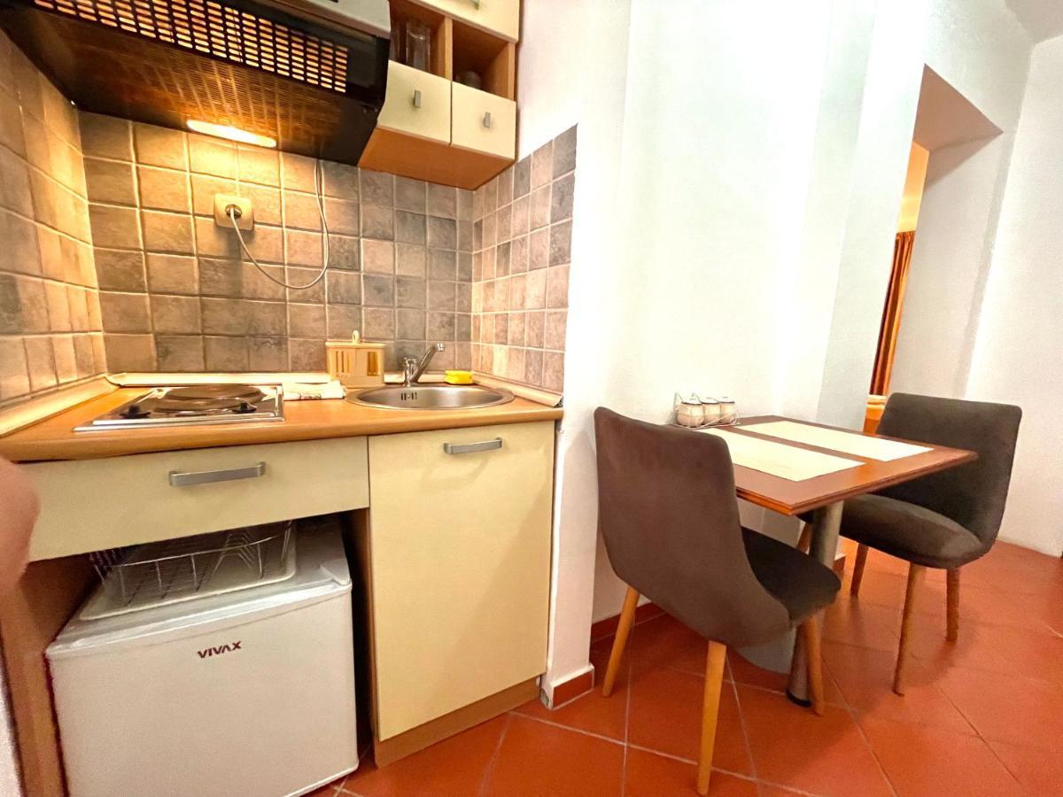 Apartments Petkovic Budva Bagian luar foto