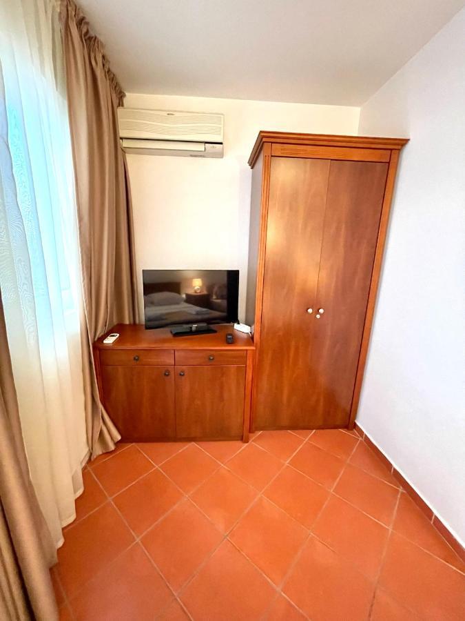 Apartments Petkovic Budva Bagian luar foto