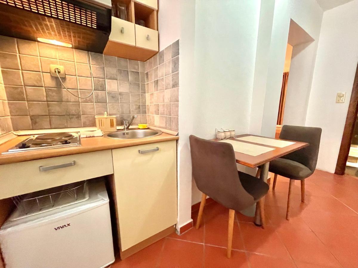 Apartments Petkovic Budva Bagian luar foto